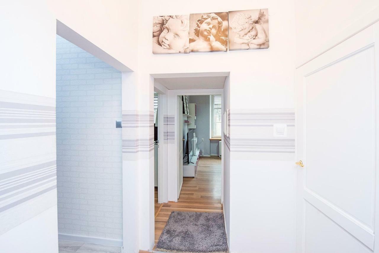 Slawkowska Apartment Краков Экстерьер фото